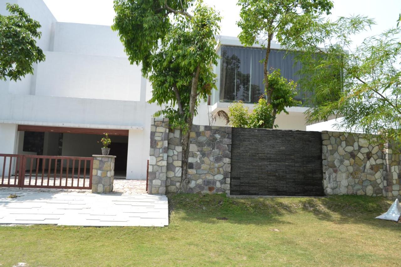 Vanantra Resort Rishikesh Exterior photo